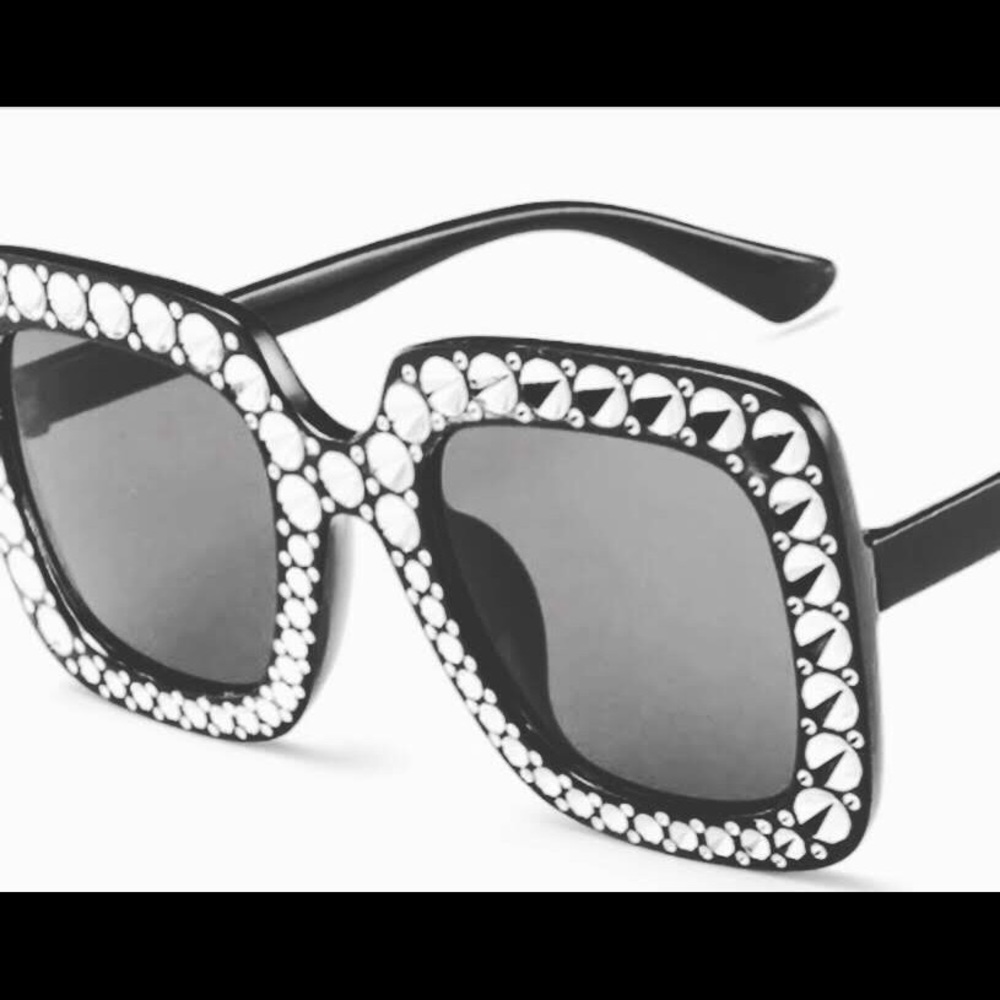 💕bling oversized shades